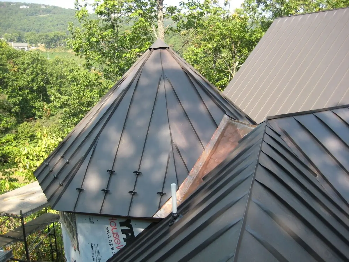 Professional Roof Tarp Installation by Craftsman Roofing in Galatia
